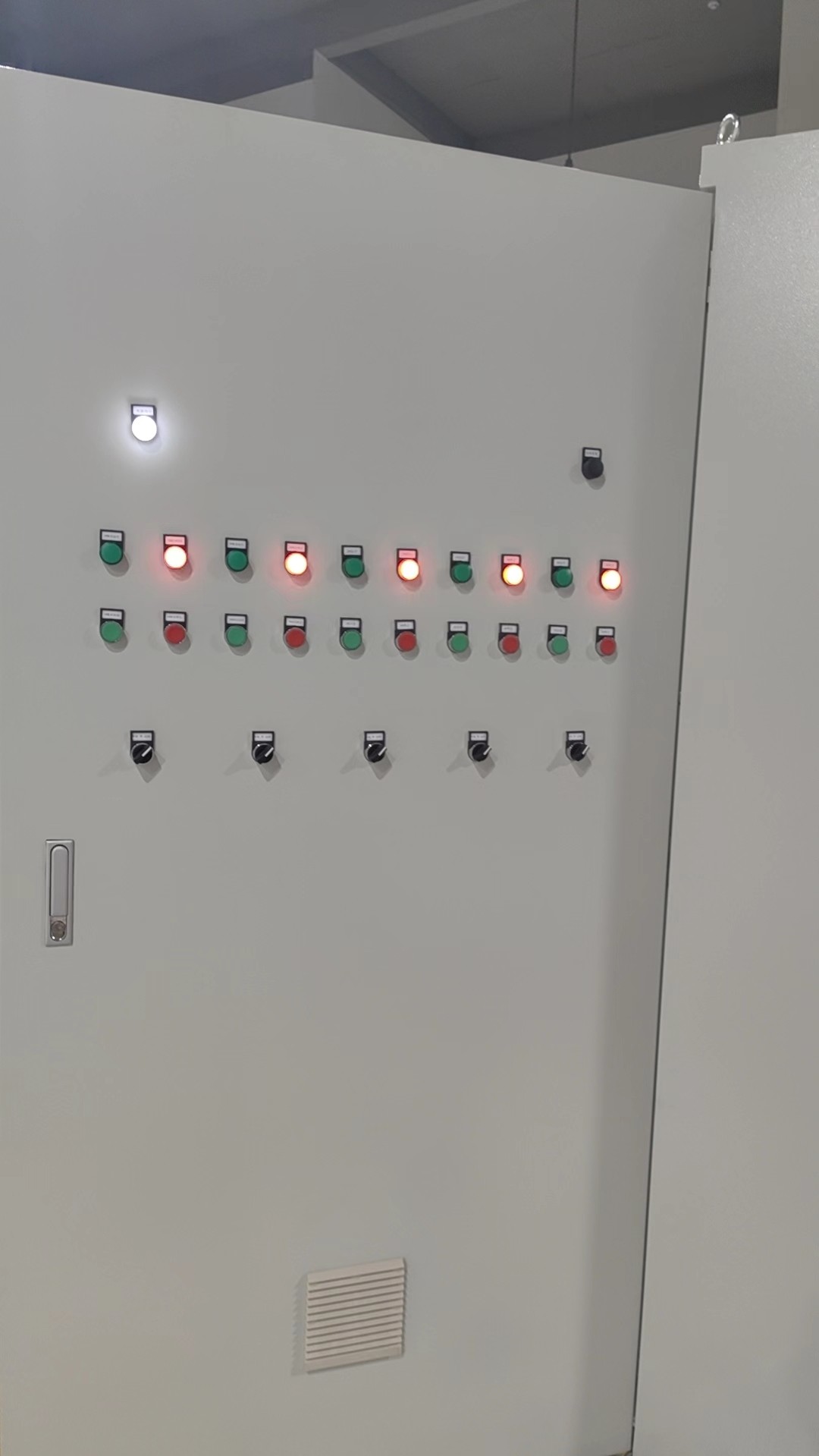 浙江循環(huán)水系統項目ABB變頻柜